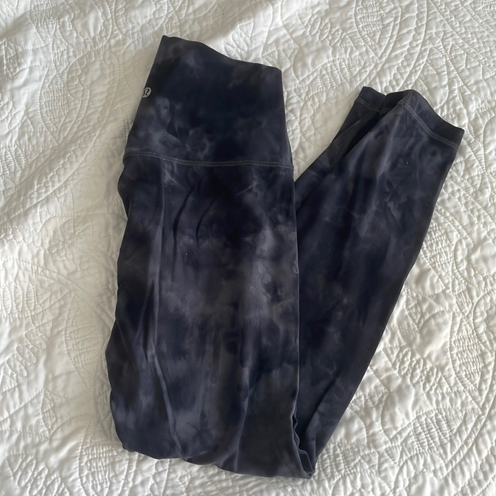Limited edition Lululemon Align Leggings